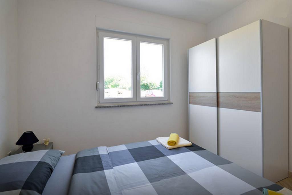 Apartment Una พูลา ภายนอก รูปภาพ
