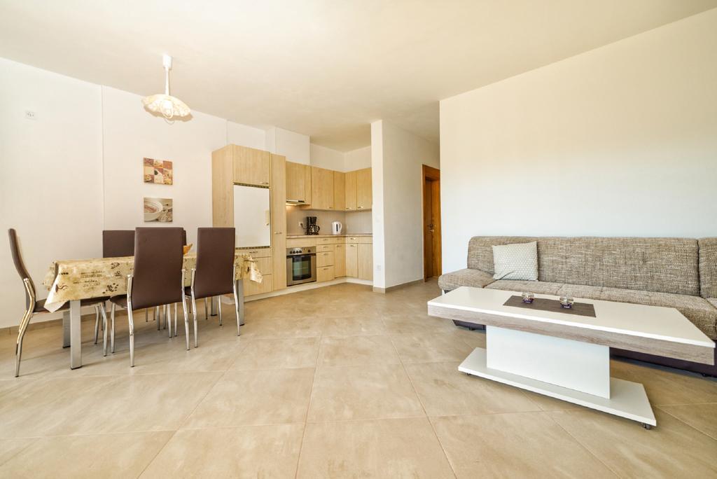 Apartment Una พูลา ภายนอก รูปภาพ